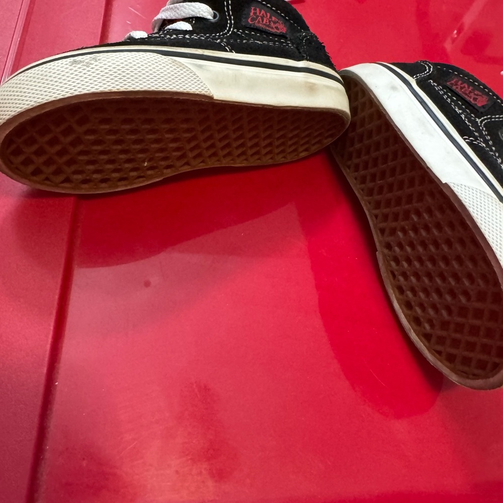 VANS TODDLER HALF CABS SIZE 6 - Picture 2 of 4